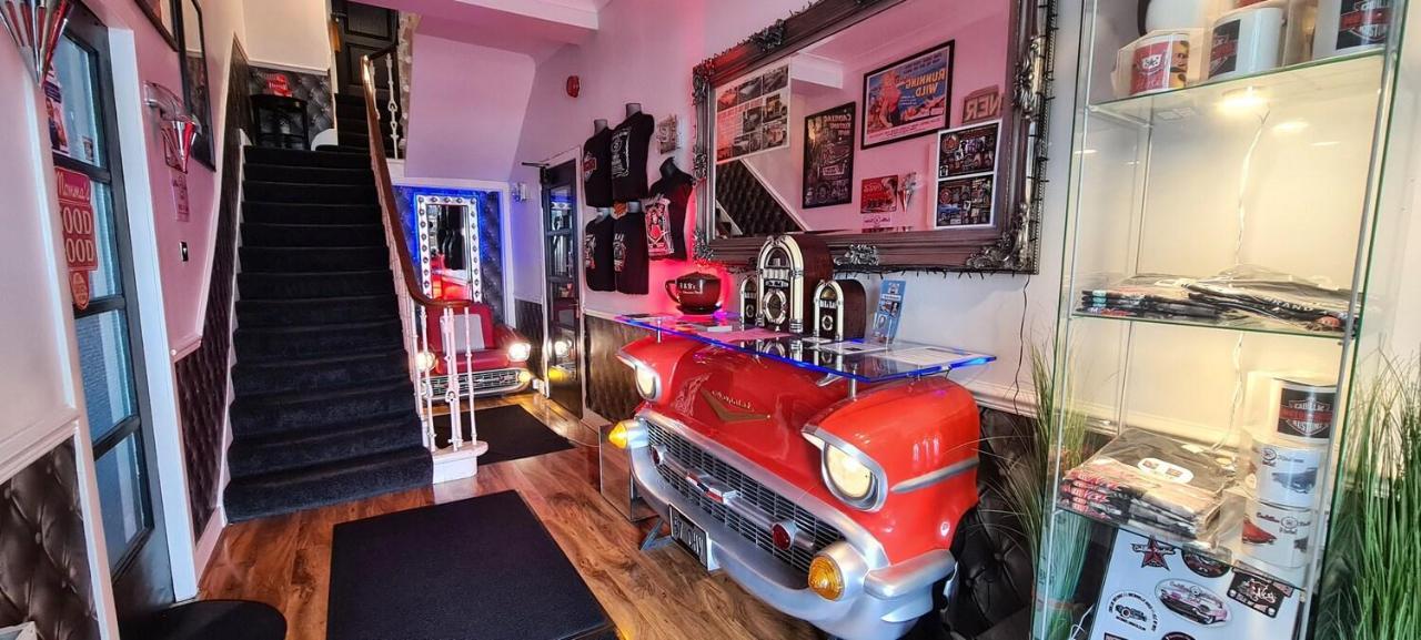 Cadillac Kustomz Hotel - Breakfast Available Rothesay Extérieur photo